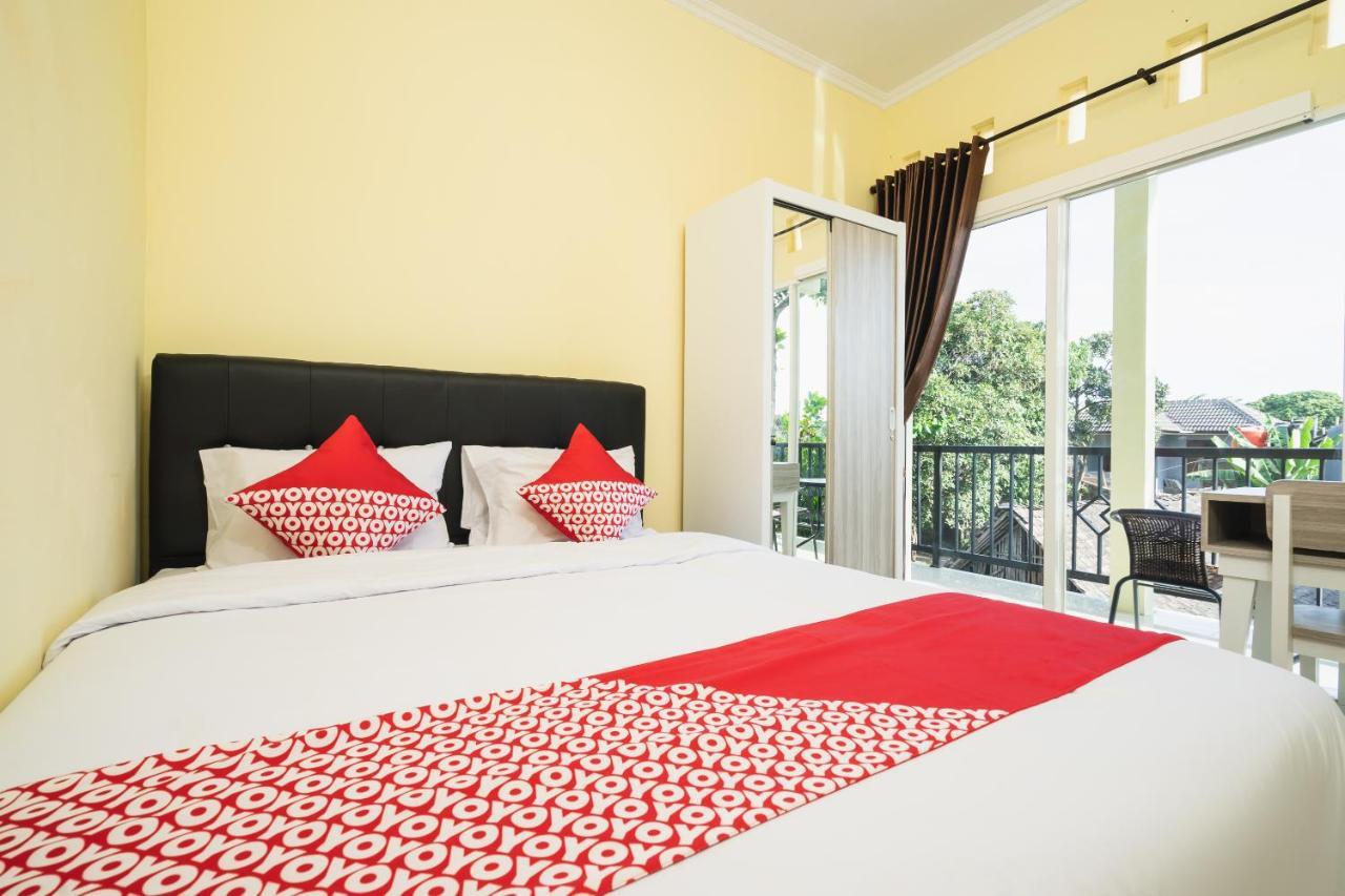 Oyo 1855 Elise Exclusive Residence Balong  Екстер'єр фото