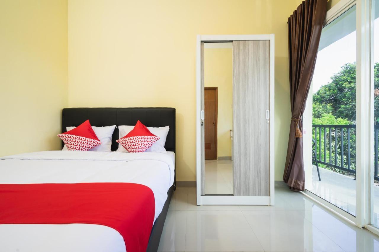 Oyo 1855 Elise Exclusive Residence Balong  Екстер'єр фото